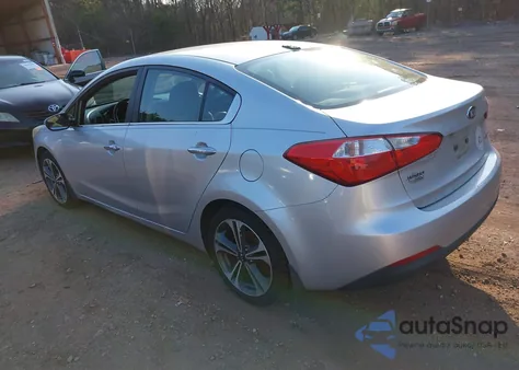 2015 Kia Forte Ex z USA, uszkodzony, nr VIN KNAFX4A88F5263430